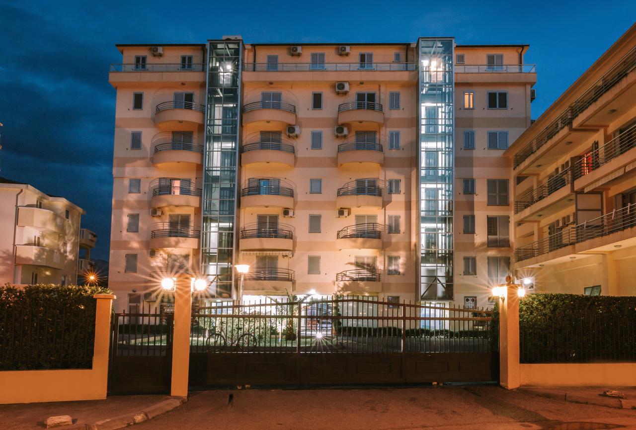 City Apartments Будва Екстер'єр фото